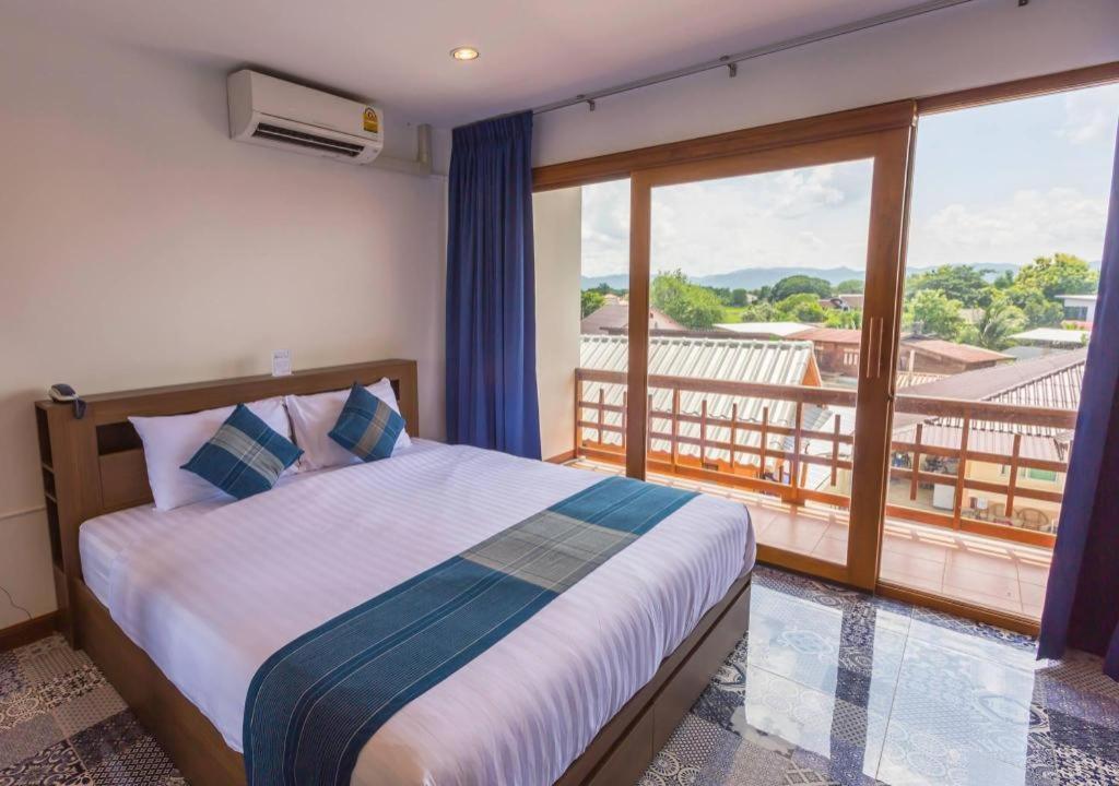 The Indigo House Phrae Hotell Eksteriør bilde